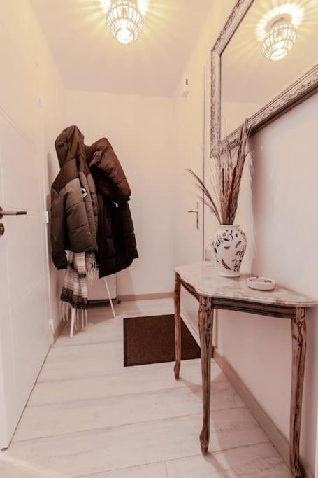 Appartement Forest Chic : Maison San Marina à Parmain Extérieur photo