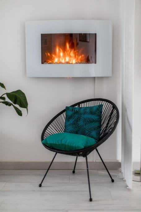 Appartement Forest Chic : Maison San Marina à Parmain Extérieur photo